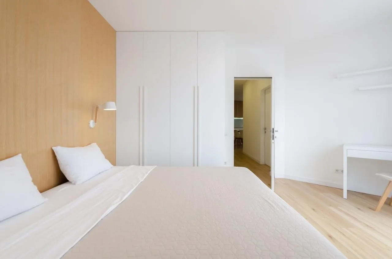 Petrovdom 35-74 In Panoramic 2 Bedroom Apartments At Rc Kvartet, 16Г Vasyl Lypkivskyi Street Kyiv